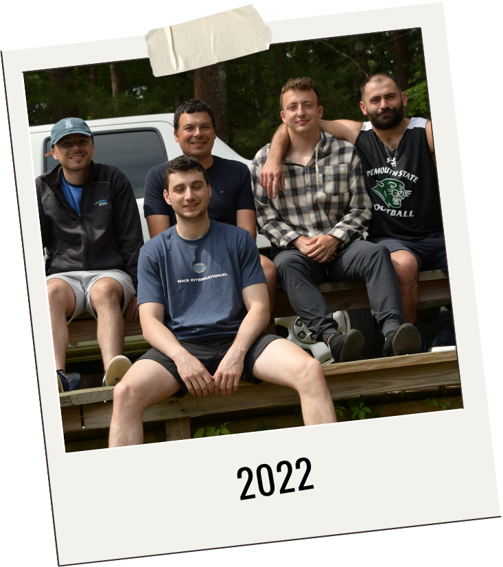 2022